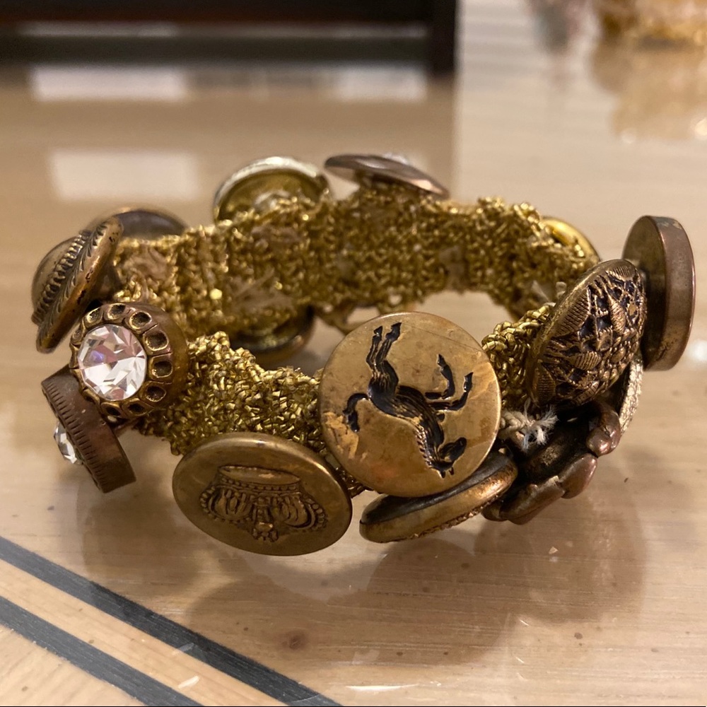 Fabulous Vintage Antique Button Bracelet Horse SEE